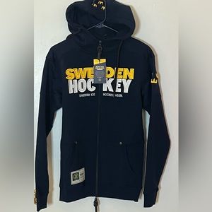 NWT FROM SWEDEN Zip up hooded jacket- Sweden Hockey